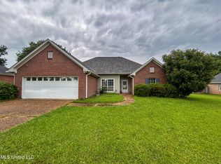 325 White Sand Rd, Florence, MS 39073