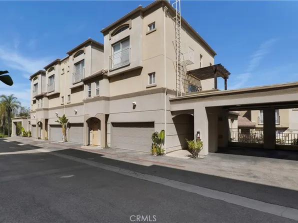 5220 Premiere Hills Cir APT 222, Woodland Hills, CA 91364