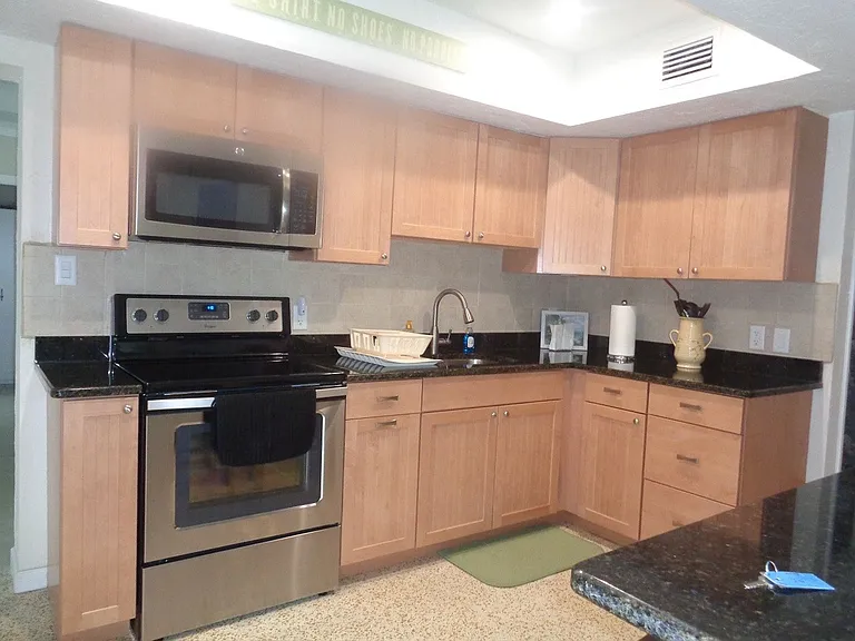812 Harbor Dr S — Photo 8