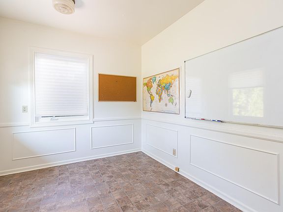 5th image of 1302 E Loma Alta Dr
