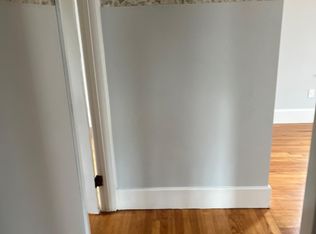 117 Colonial Ave FLOOR 2, Cranston, RI 02910