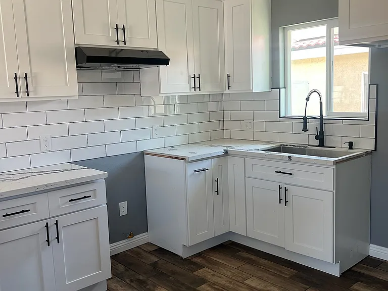 960 N H St #2 — Photo 14