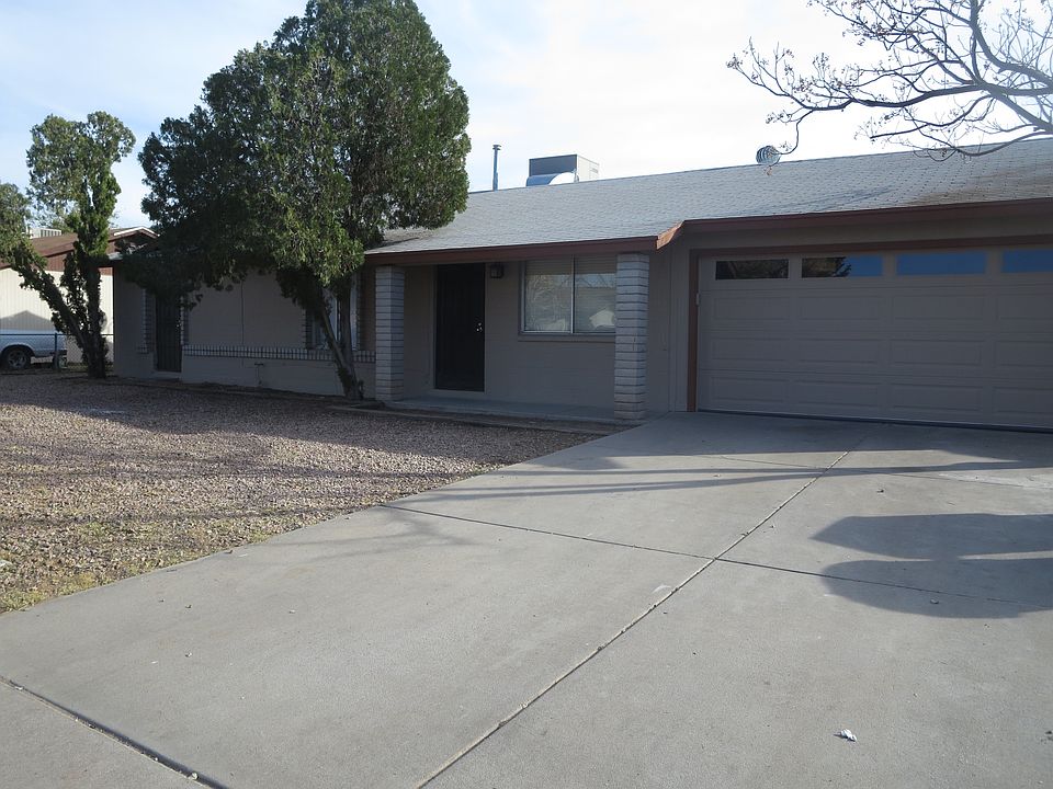 1st image of 4725 E Burgess Ln