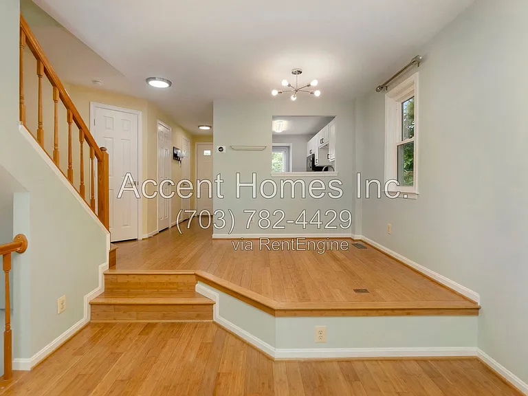 5818 Wescott Hills Way — Photo 3