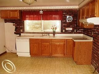 4th image of 23728 Candace Dr