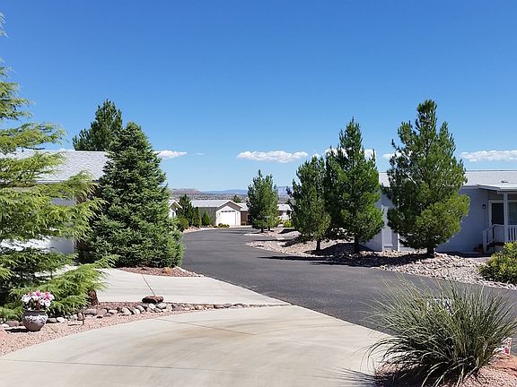 3rd image of 963 Trevino Dr