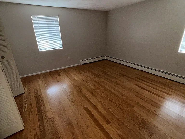 41 South St #6 — Photo 8