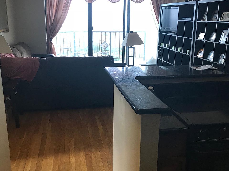 1st image of 3660 N Lake Shore Dr APT 3508