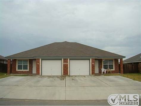 2nd image of 2912 Starlight Dr