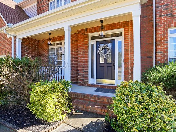 2nd image of 2107 Copperplate Rd