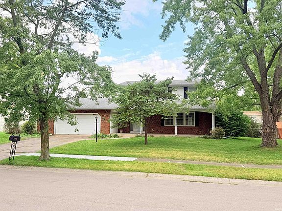 3rd image of 6811 Embers Ct
