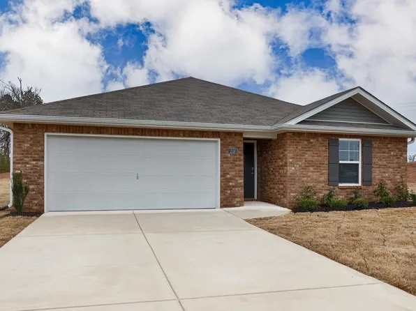 1518 Heritage Cir SE, Cullman, AL 35055