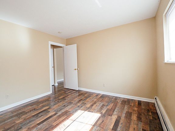 5th image of 1956 Lexington Ave APT 21