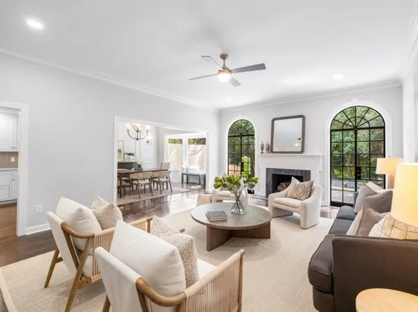 11 Mooregate Sq NW, Atlanta, GA 30327