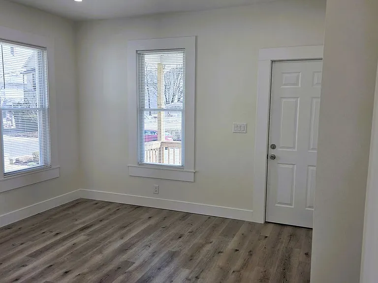 14 Meadow St #2 — Photo 6