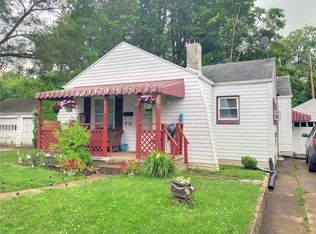 825 Dewey St, Anderson, IN 46016