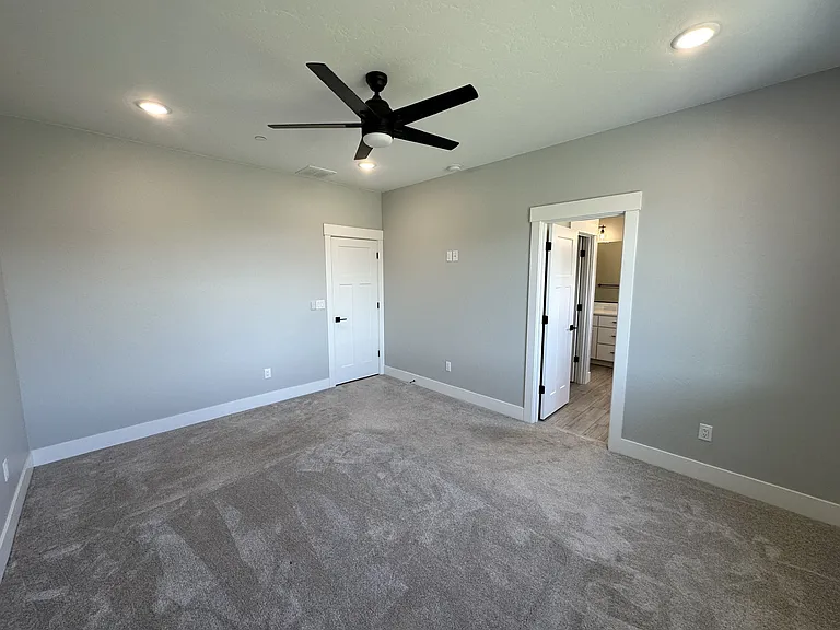 2285 Estate Ave — Photo 26