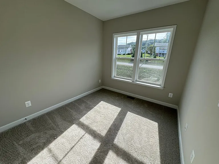 3427 Monterey Dr — Photo 16