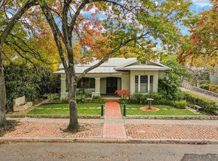 112 W Agarita Ave, San Antonio, TX 78212