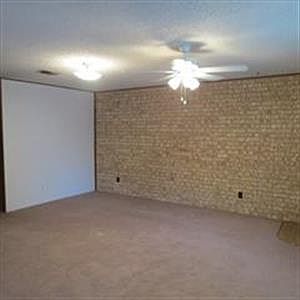 3rd image of 210-B Redbud Ln