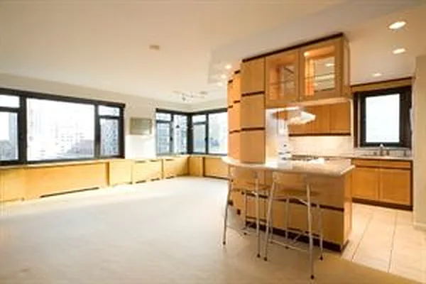 Sold by Douglas Elliman | media 22