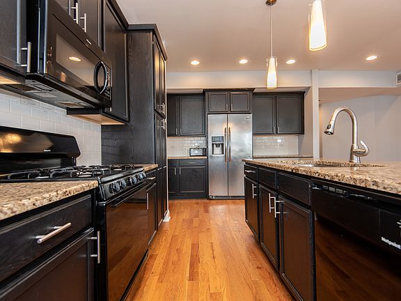 4th image of 4639 S Saint Lawrence Ave #3