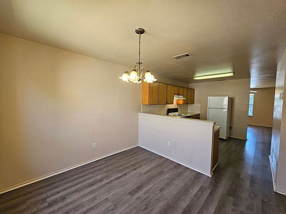 4th image of 3407 Toledo Dr APT C