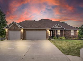 460 Nightingale Ct, Rogersville, MO 65742