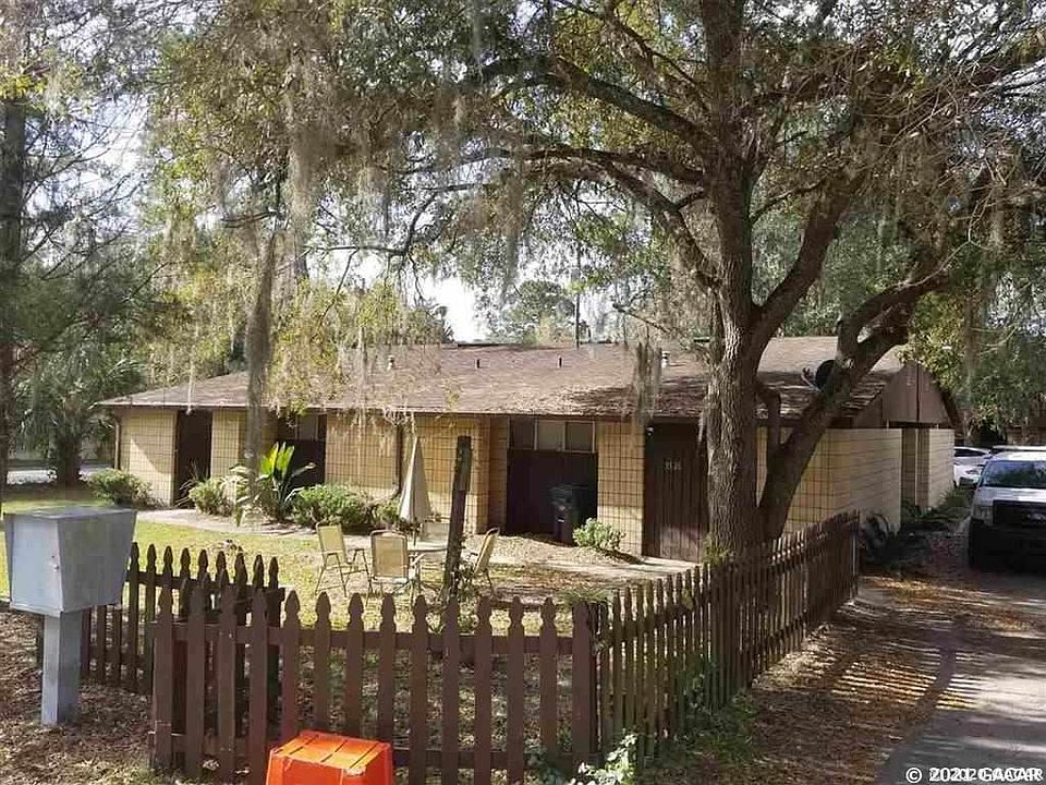 1st image of 3524 NW 21st St