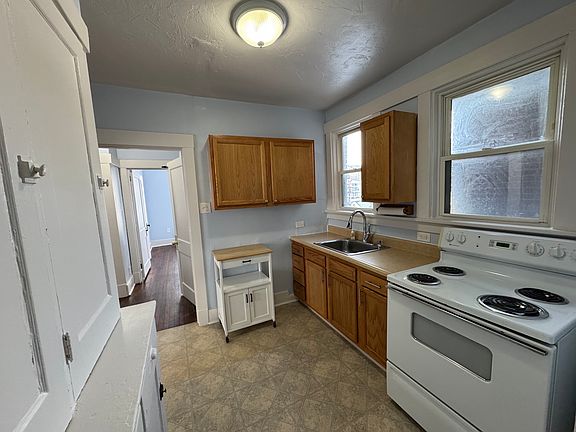 5th image of 1141 McNeilly Ave #1