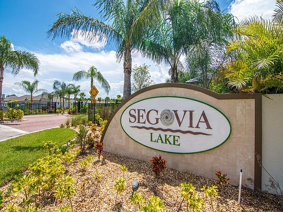 2nd image of 1525 Segovia Cir