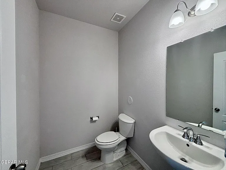 12241 Desert Sea Ct — Photo 11