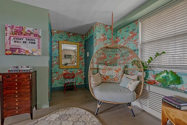 Sold by Compass | media 9