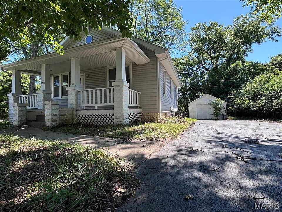 1st image of 1232 Olive St