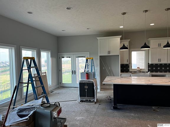 4th image of 20616 Woodridge Dr