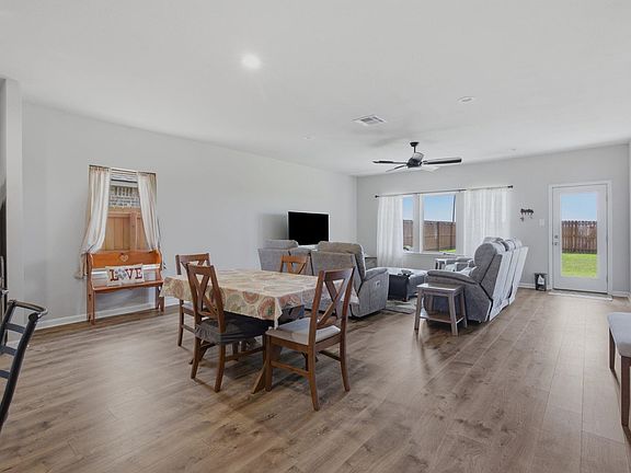 4th image of 4044 Starling Pl
