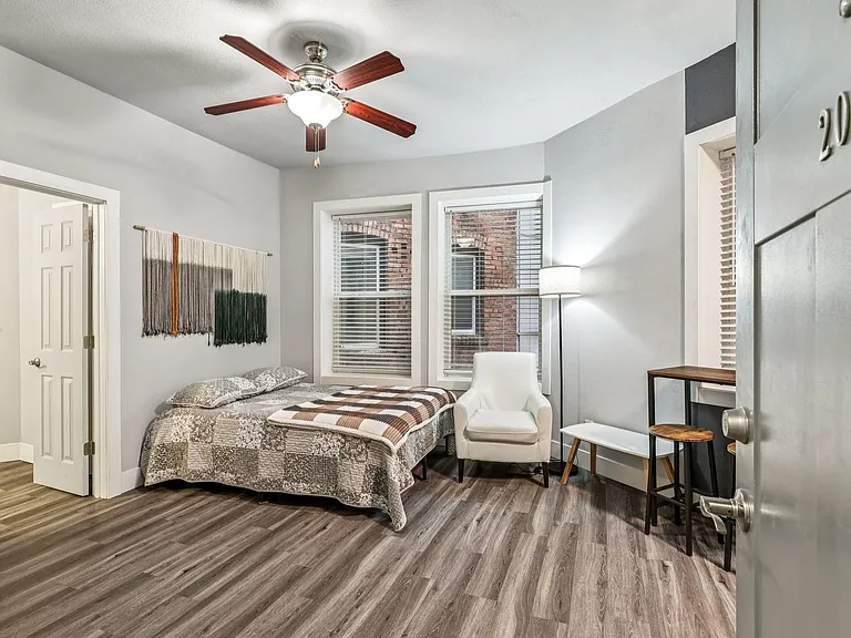 CENTER VIEW APARTMENTS- LIVE YOUR BEST LIFE HERE! — Photo 27