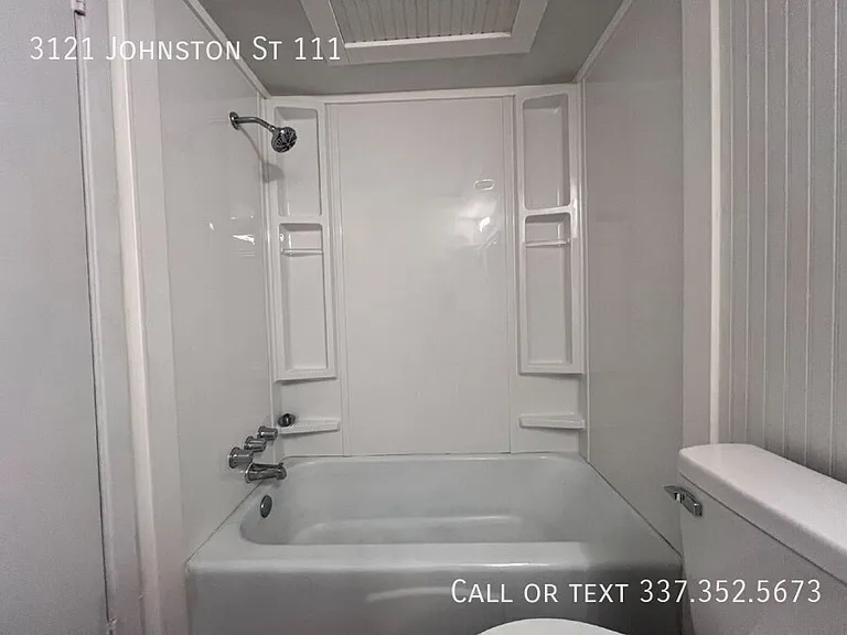 3121 Johnston St #111 — Photo 3
