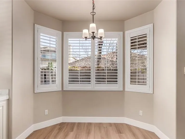 264 Pointe Ranier Ave — Photo 9