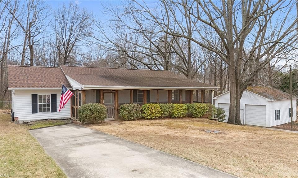 1st image of 2307 Joy Dr