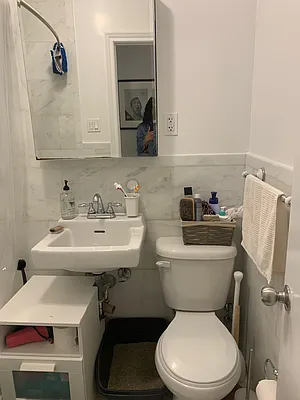 Rented by CitySites Real Estate Group | media 14