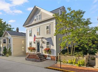28-30 John St, Newport, RI 02840