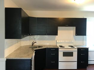 398 Park Rd #2, West Hartford, CT 06119