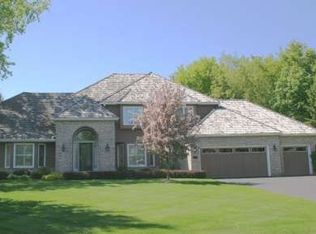 9582 Bennett Pl, Eden Prairie, MN 55347
