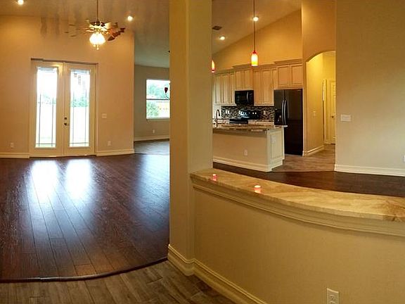 4th image of 135 Ciboa Ave