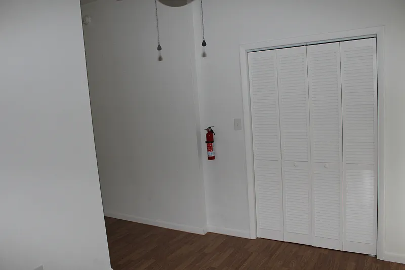 1 bed, 400 sqft, $800 — Photo 4
