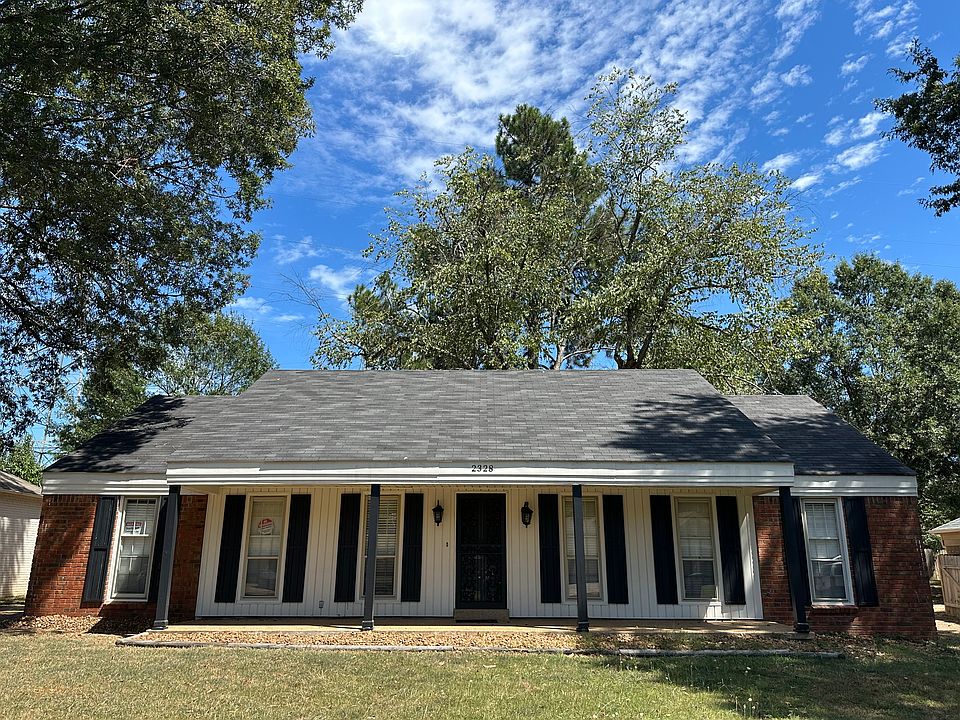 1st image of 2328 Eastover Dr