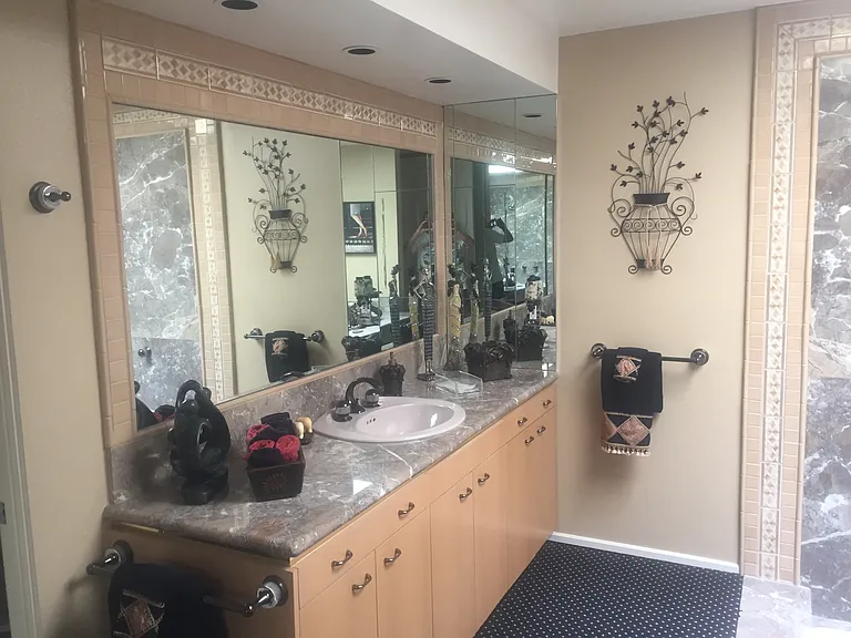 23 Duke Dr — Photo 15