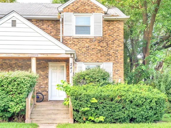 243 Broadmoor Ave, Munster, IN 46321