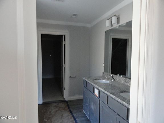 4th image of 7868 Beeler Ln